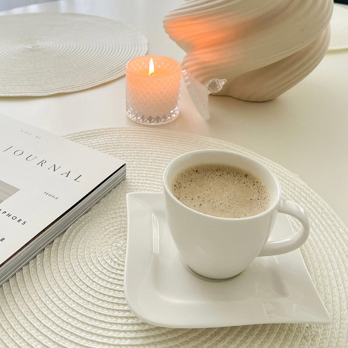 Hvit Lilje kopp m/skål 4 stk