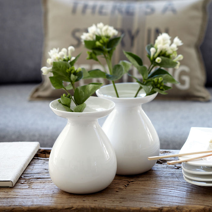 Hvit Lilje vase 2 stk